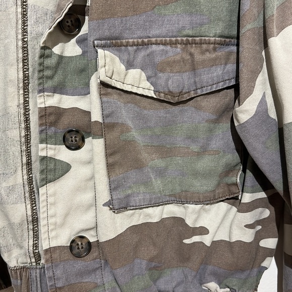Camo cropped jacket - Picture 3 of 3